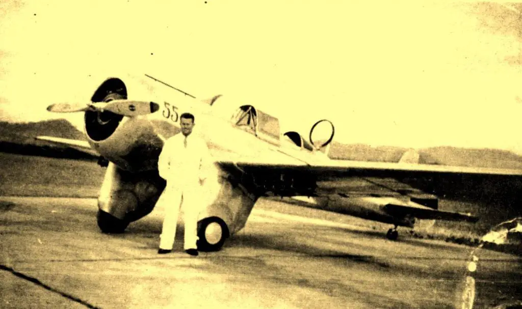 FAE Curtiss Wrght CW-19A