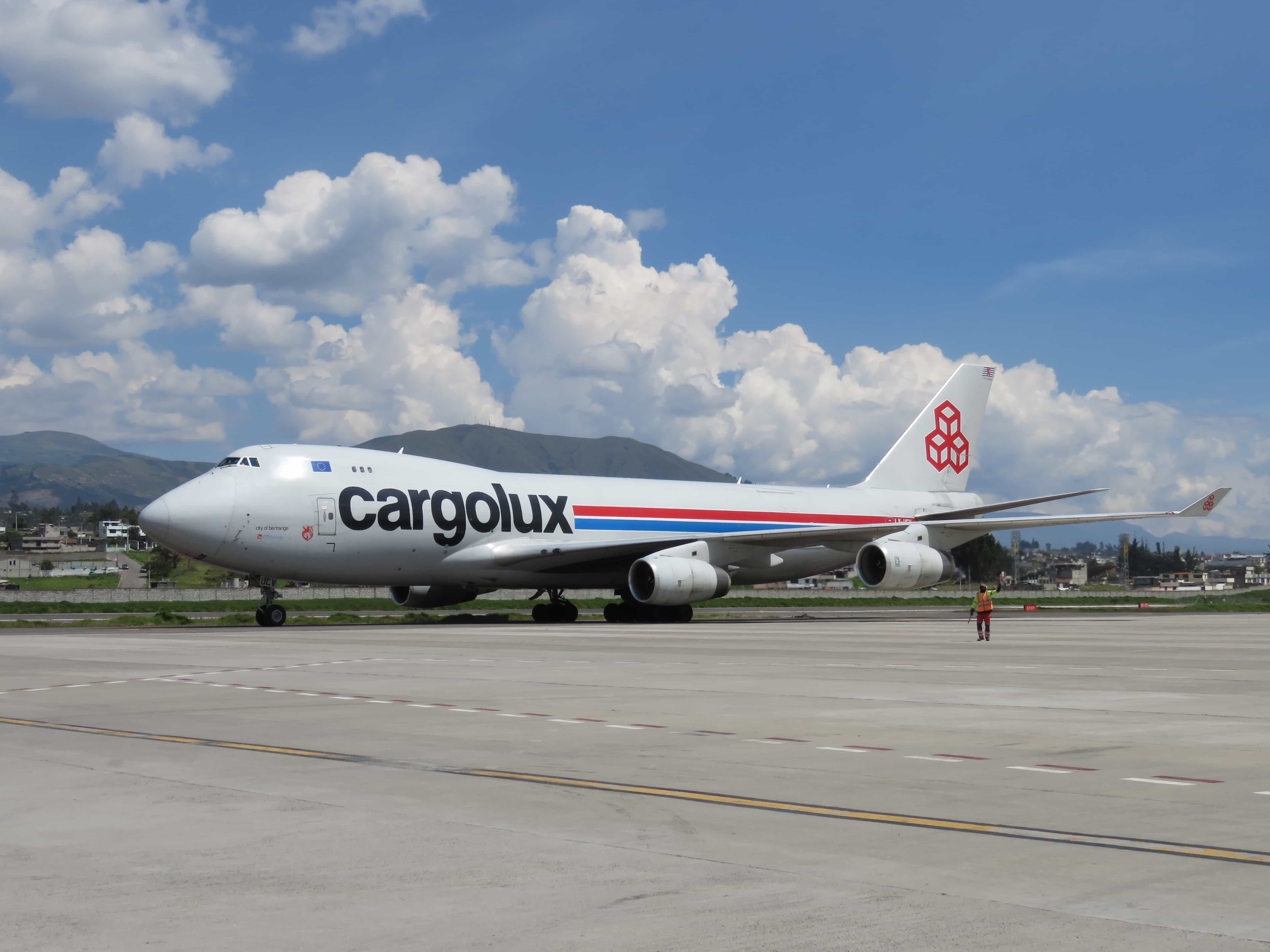 Aerolíneas cargueras vuelan regular a Ecuador