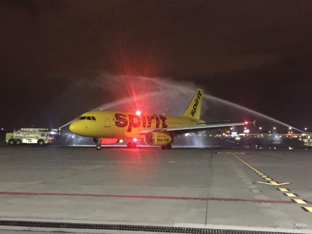 Spirit Airlines Guayaquil Fort Lauderdale costos precios itinerario horario