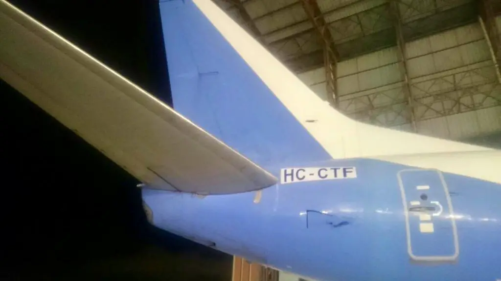 Aéreo Regional Boeing 737-500 HC-CTF Cuenca Latacunga Guayaquil Quito