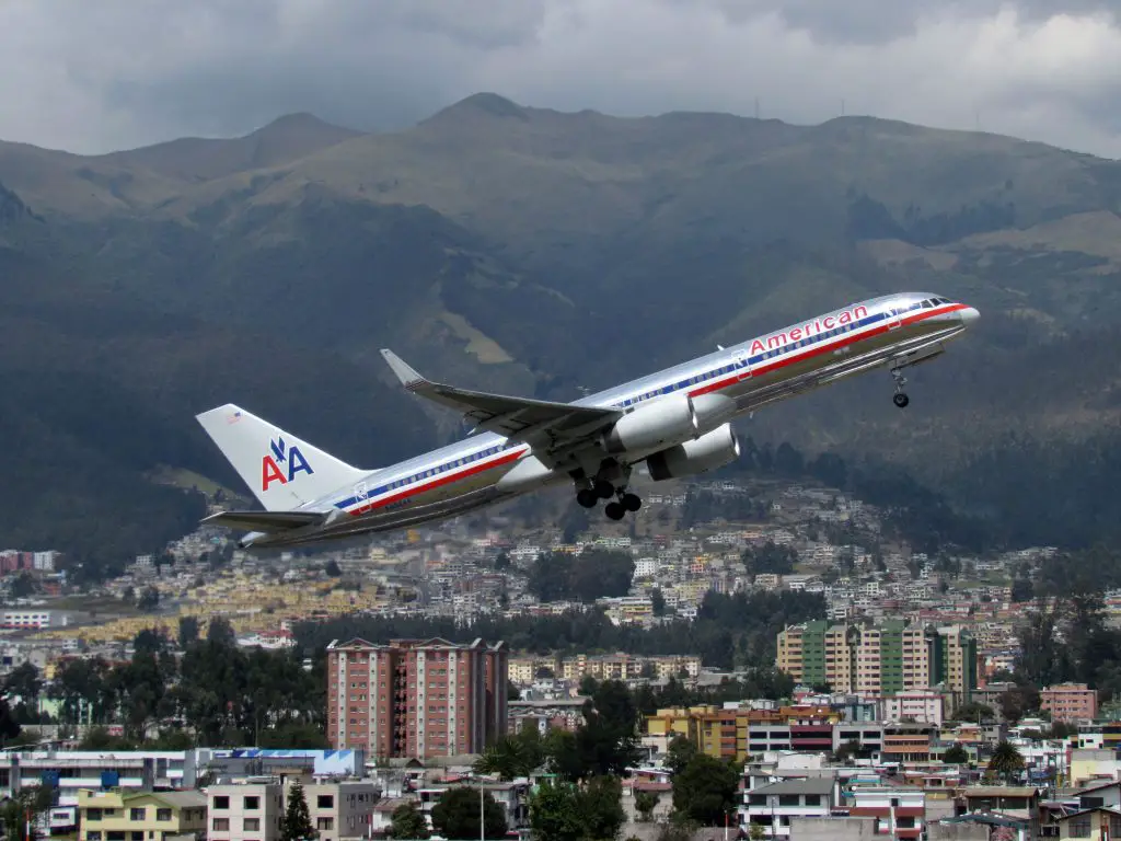 American Airlines reduce su oferta a Quito