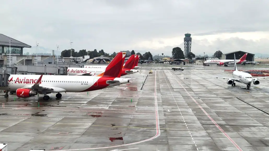 aeropuerto el dorado Bogota mejora capacidad operativa puestos de estacionamiento remoto