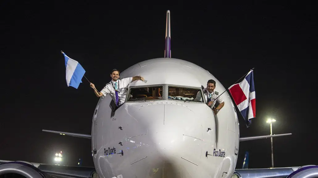 arajet incrementa vuelos Buenos Aires Punta Cana Santo Domingo ruta rutas destinos aeropuerto servicio avion Boeing 737 MAX