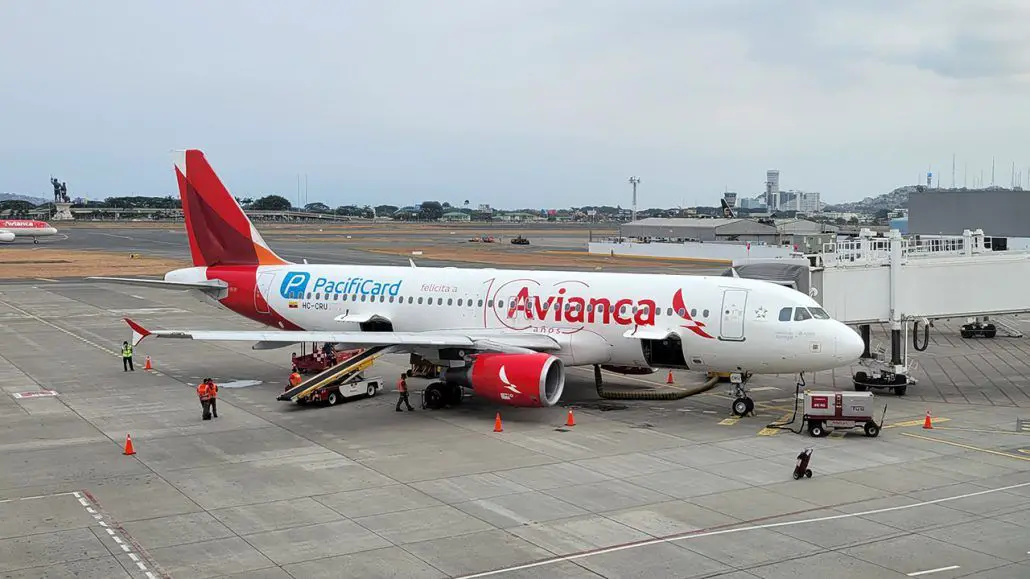 avianca ecuador solicita ruta vuelos Guayaquil Quito Miami Buenos Aires Bogota San Cristobal Galapagos