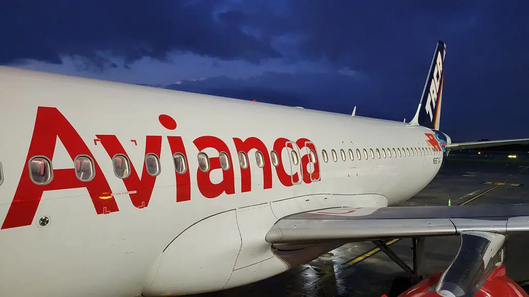 Avianca Lifemiles Attenza Duty Free millas acumulacion beneficios tiendas locales aeropuertos Quito Bogota Medellin Lima Salvador