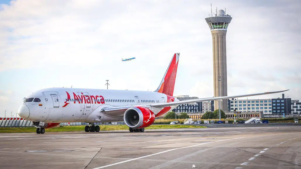 avianca Bogotá Paris voo voos rota companhia aérea itinerário horários preço custo destino