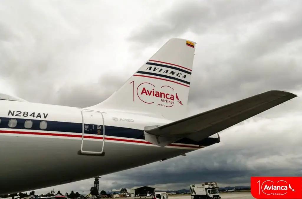 Avianca presenta avión retro