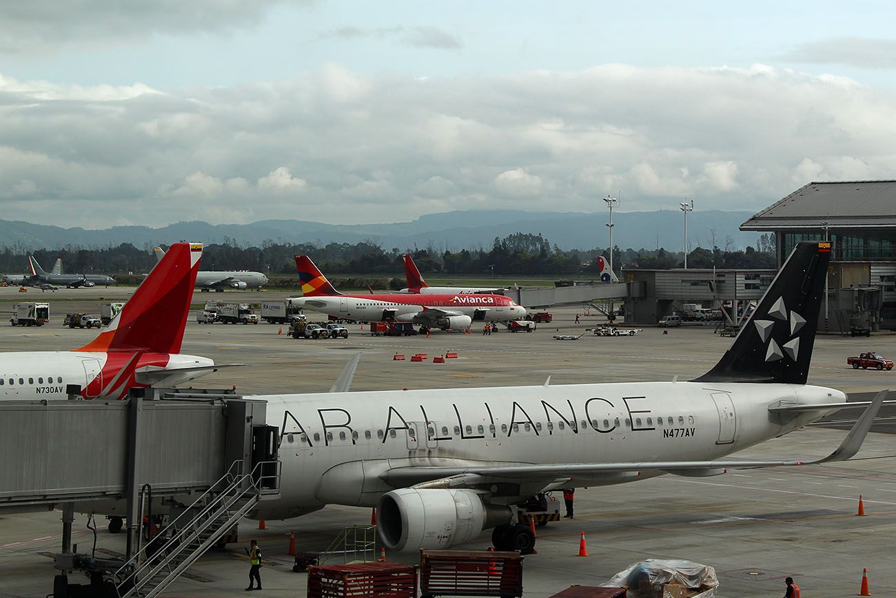 En marzo Avianca Holdings transportó más de 2.5 millones de pasajeros Avianca Holdings transportó más de 2.5 millones de pasajeros