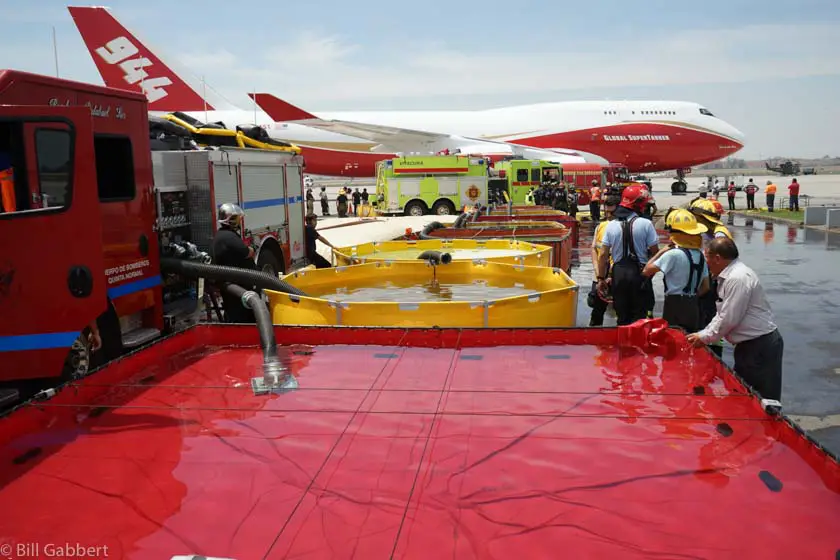 boeing 747 supertanker sistema de recarga