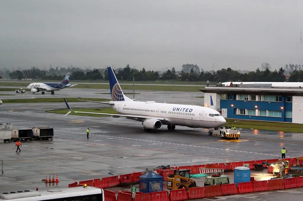 reporte de vuelo Bogotá Quito Avianca Ecuador