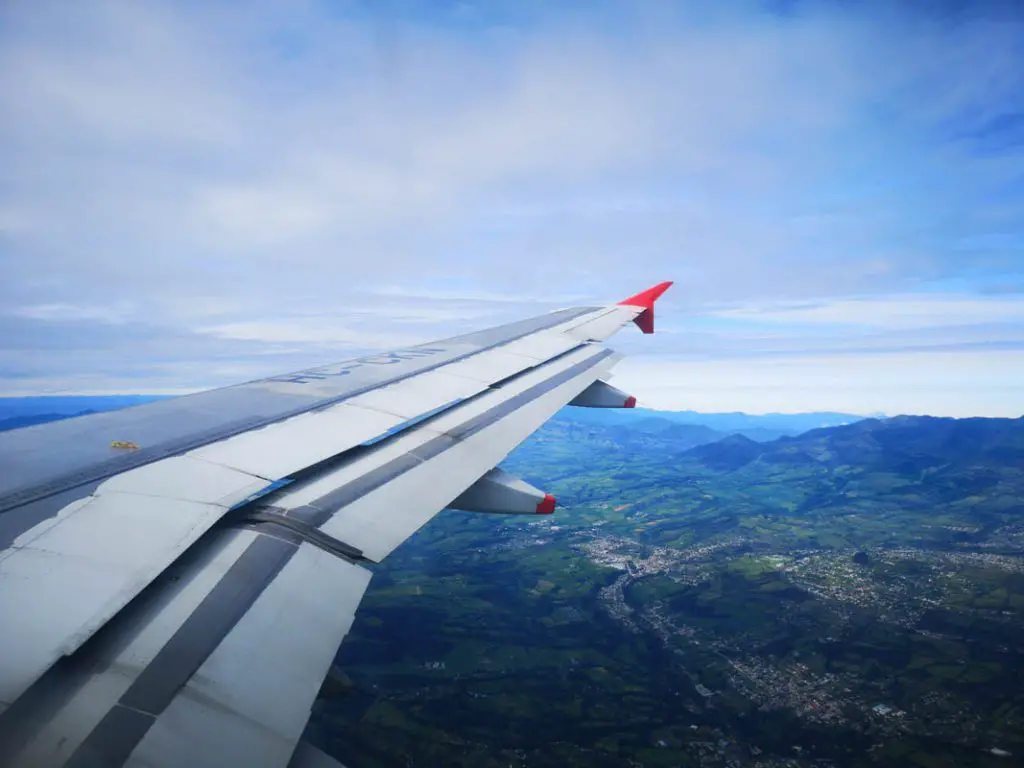 reporte de vuelo Bogotá Quito Avianca Ecuador