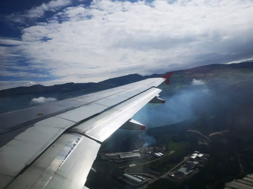 reporte de vuelo Bogotá Quito Avianca Ecuador