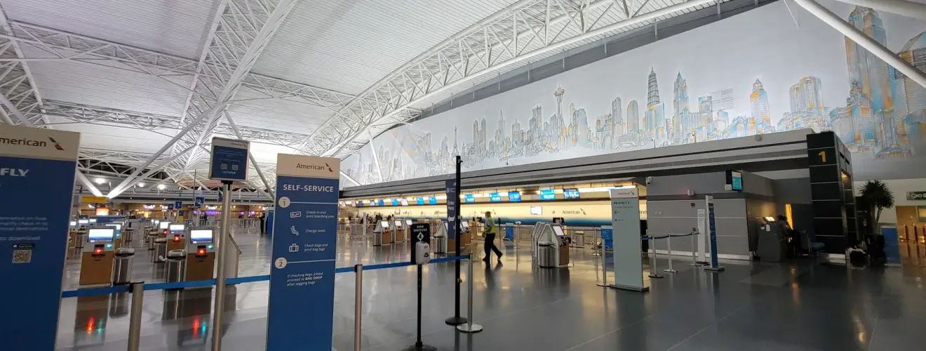 Requirement to travel flights United States negative test vaccine vaccination certificate card