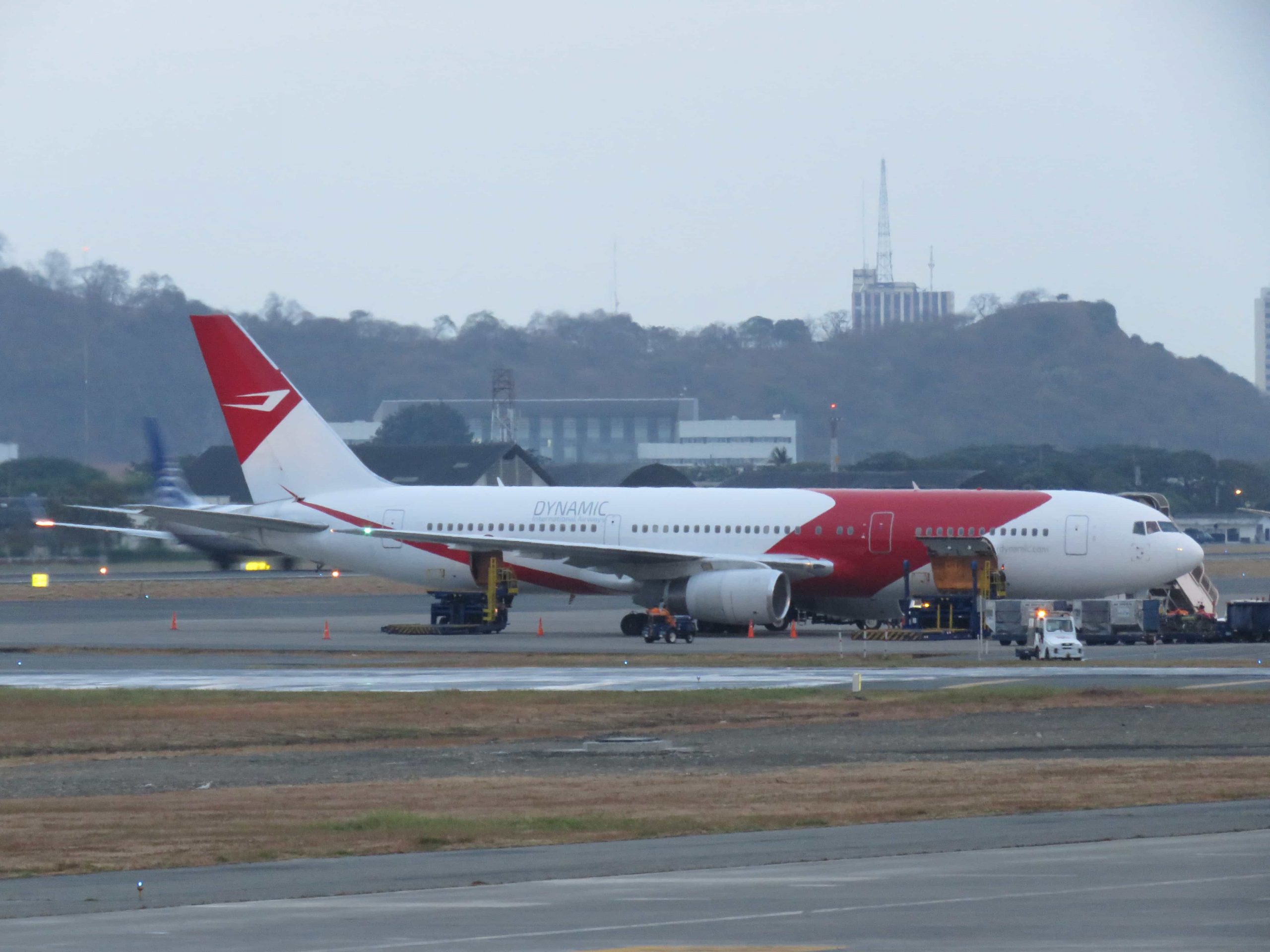 Dynamic International Airways vuela a Guayaquil