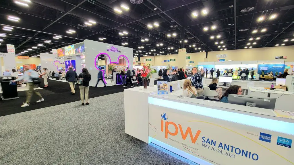 IPW San Antonio Texas destination road show États-Unis us Travel Association Equateur