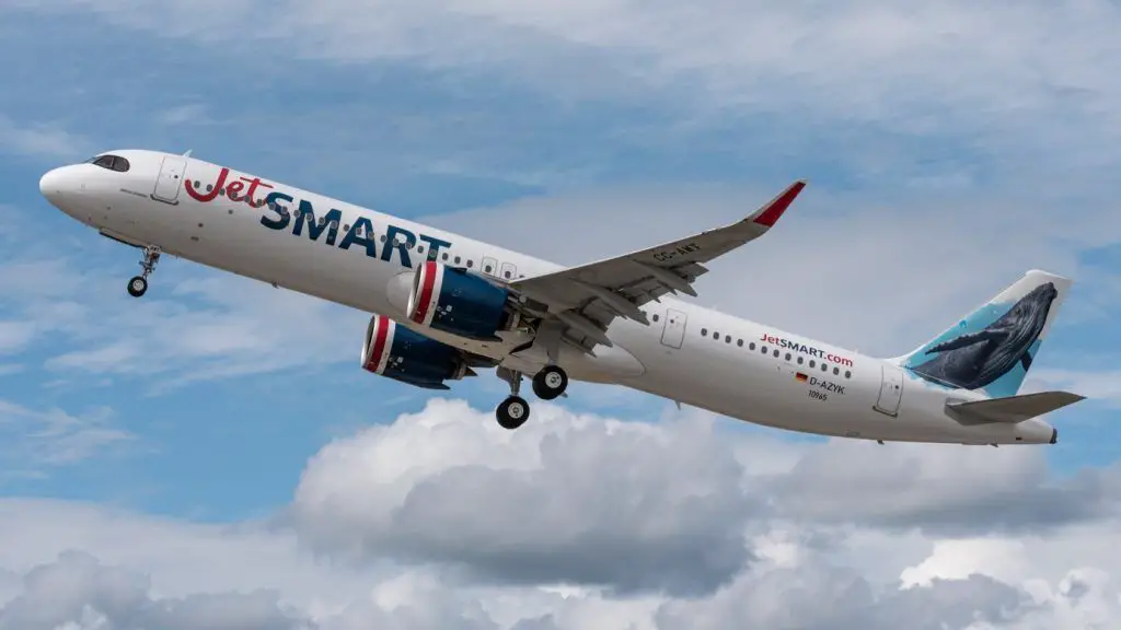 JetSMART selects Pratt engines & RTX Whitney GTF™ to propel 35 additional Airbus A320neo family aircraft