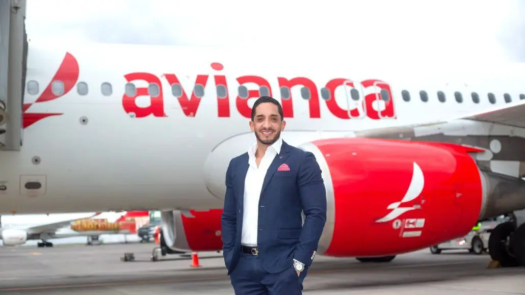 Juan Francisco Ortiz avianca incrementa-nueva york vuelos rutas Ecuador Miami Guayaquil aerolinea entrevist servicio Cuenca Manta Quito San Cristobal Baltra