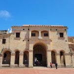 santo domingo republica dominicana que hacer conocer visitar centro historico ciudad colonial colon malecon comida visitas recomendaciones tips