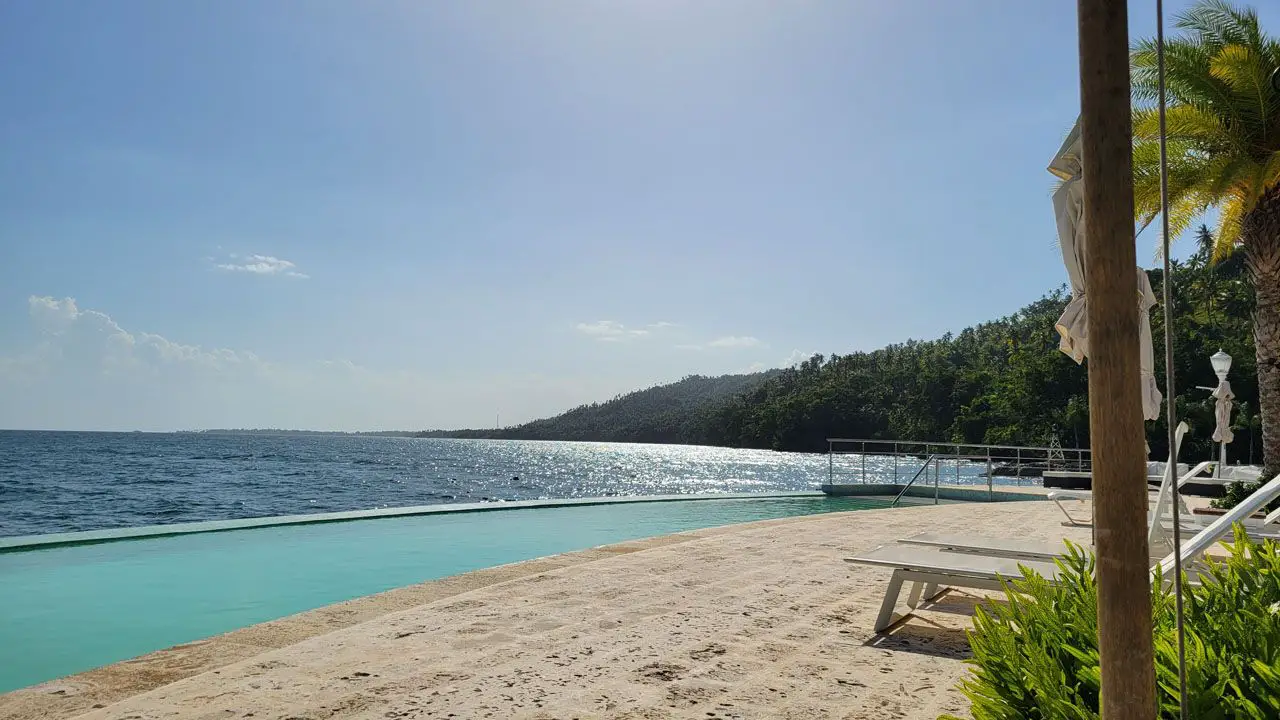 the bannister hotel yacht club samana republica dominicana