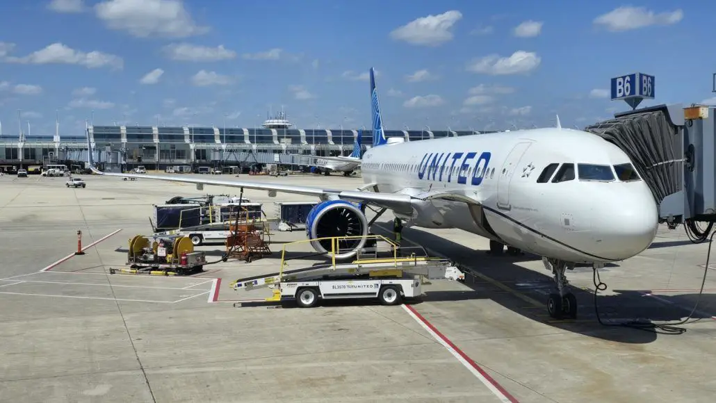 reporte de vuelo como es volar Airbus A321neo aerolinea united servicio aviones rutas destinos