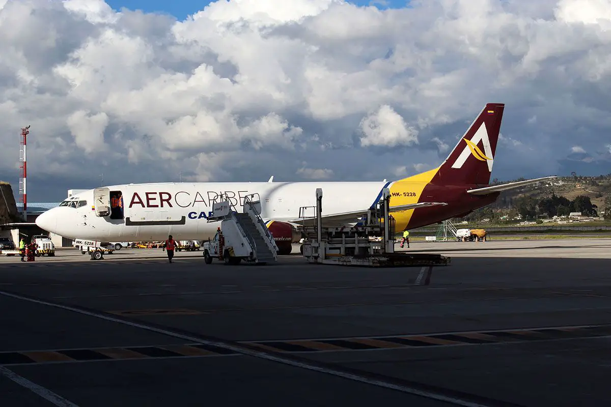 Aercaribe suspende sus operaciones en Ecuador Aercaribe suspende sus operaciones