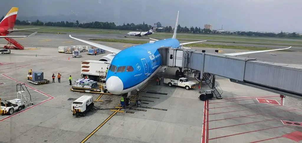 aerolíneas permiten cambios coronavirus