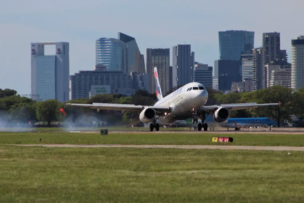 aerolíneas que más pasajeros transportan en Latinoamérica