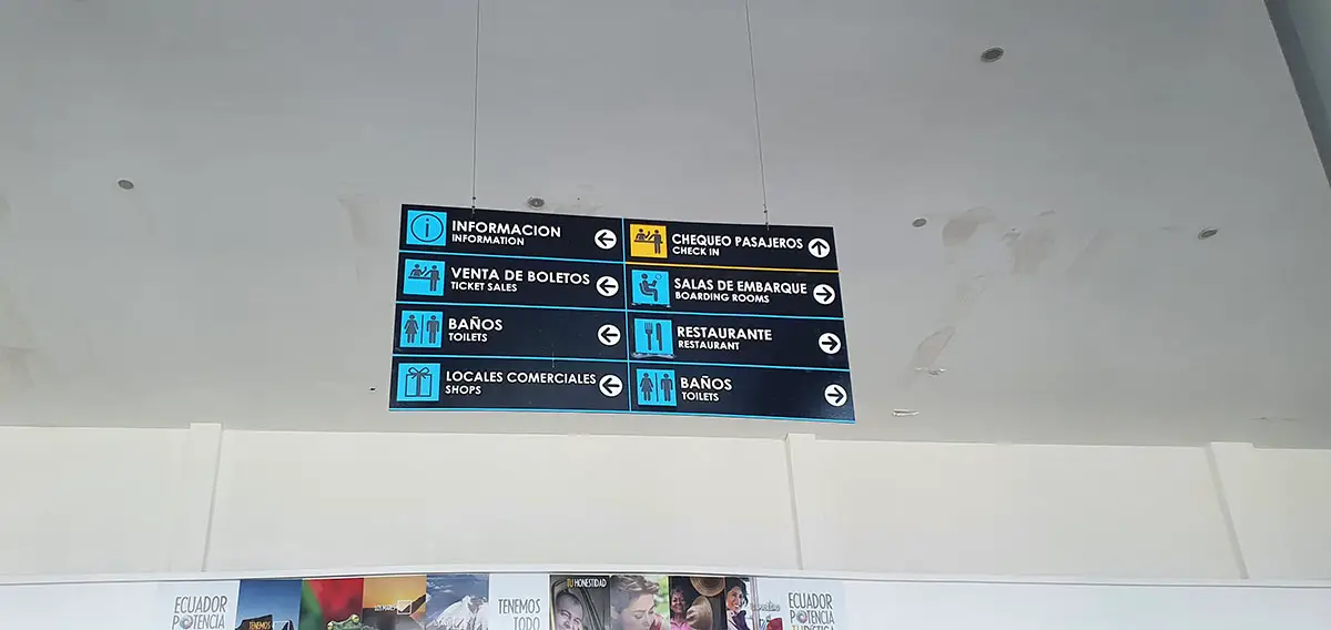 aeropuerto carlos concha torres