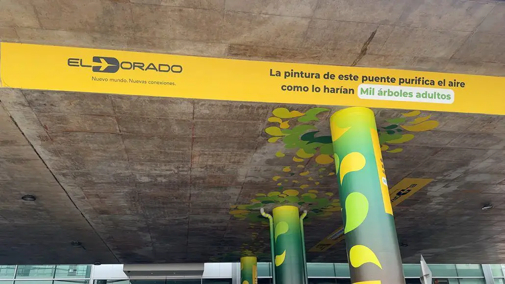 aeropuerto internacional el dorado Bogota pintura ecologia siembra de arboles sostenibilidad aire combustible energia