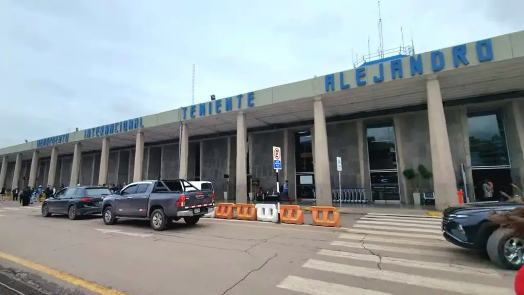 aeropuerto internacional velasco astete de cusco peru vuelos aerolineaa estadisticas horarios rutaas destinos nacionales internacionales pasajeros