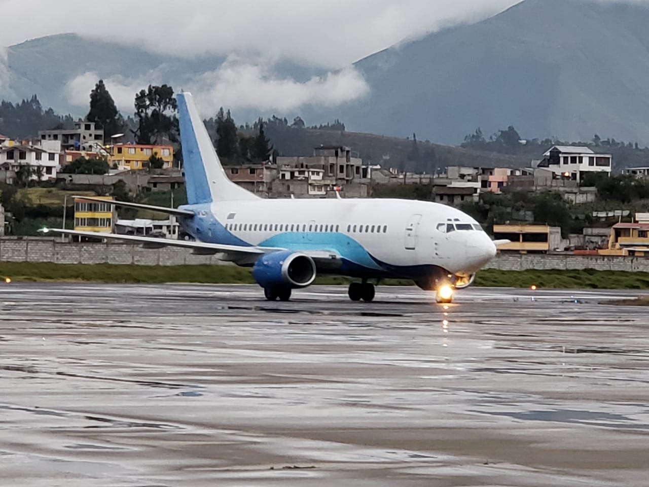 Llegó el segundo Boeing 737-500 de Aeroregional segundo Boeing 737-500 de Aeroregional