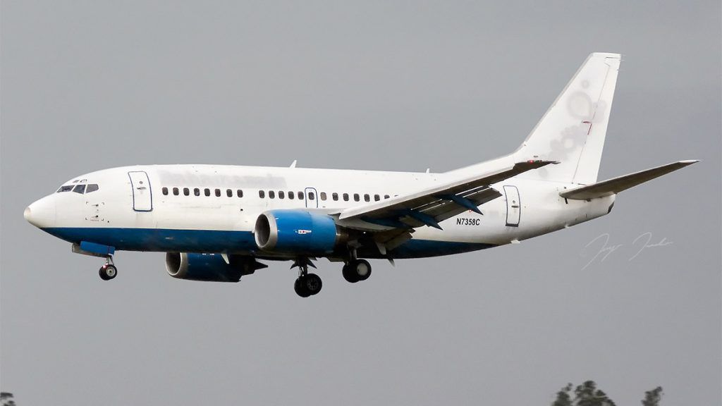 aeroregional Boeing 77-500 HC-CZD flota aviones destinos horarios rutas aerolinea Ecuador