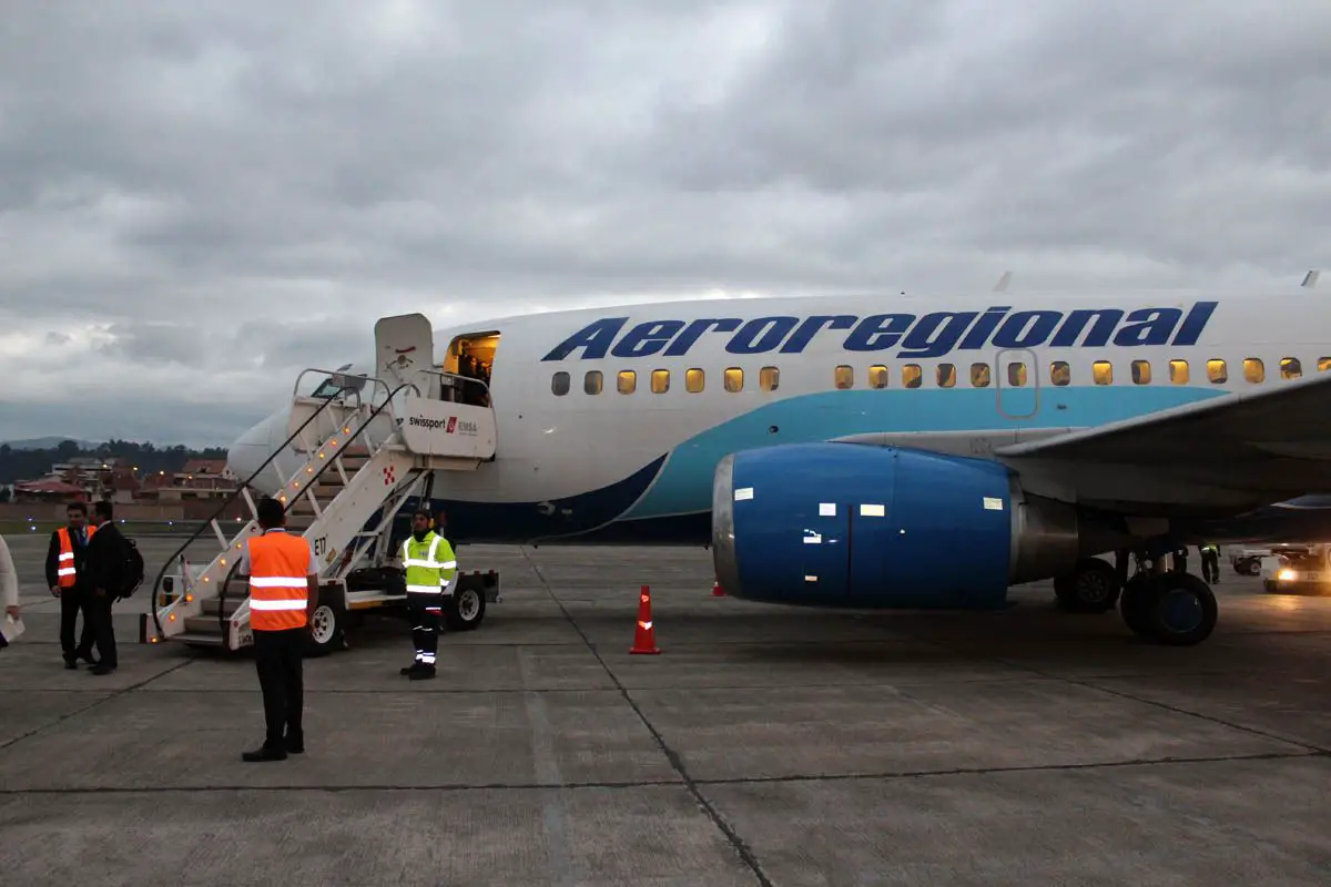 Así se vivió el primer vuelo doméstico regular de Aeroregional doméstico regular de Aeroregional