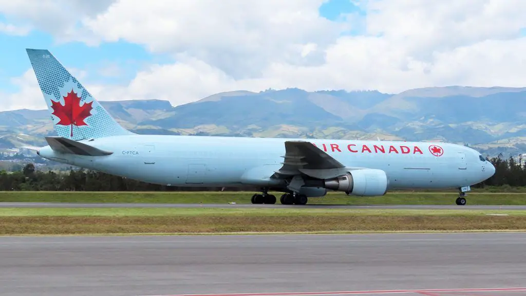 Air Canada Cargo Quito vuelos incrementa frecuencias toronto montreal canada vuelo