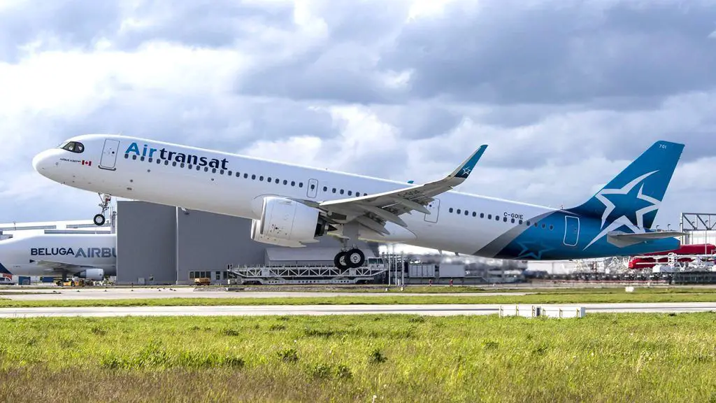 air transat lima vuelo vuelos ruta horarios frecuencias Peru Montreal Toronto Canada A321LR