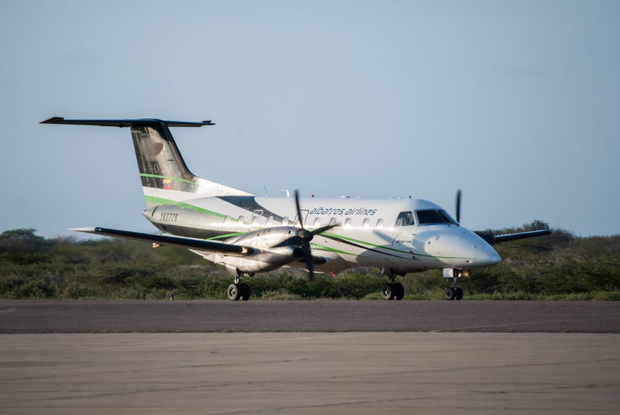 Albatros Airlines anuncia voos para Curaçaoia caracas venezuela rota frequência horários custo aeronaves Albatros vuelos Curazao las piedras valencia caracas venezuela ruta frecuencia horarios costo aeronave