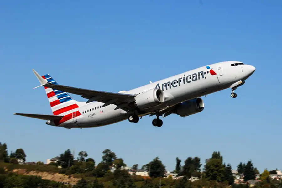 https://www.nlarenas.com/en/2017/12/737-max-8-landed-off-american-airlines/