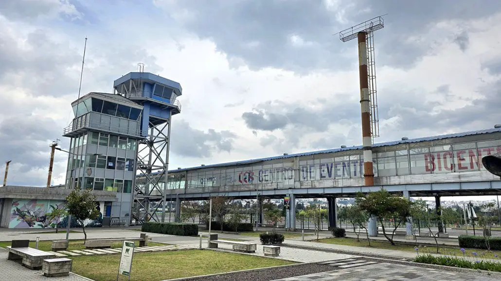 antiguo aeropuerto quito internacional Mariscal Sucre historia ubicacion Parque Bicentenario accidentes aereos terminal de pasajeros vuelos aerolineas Ecuador