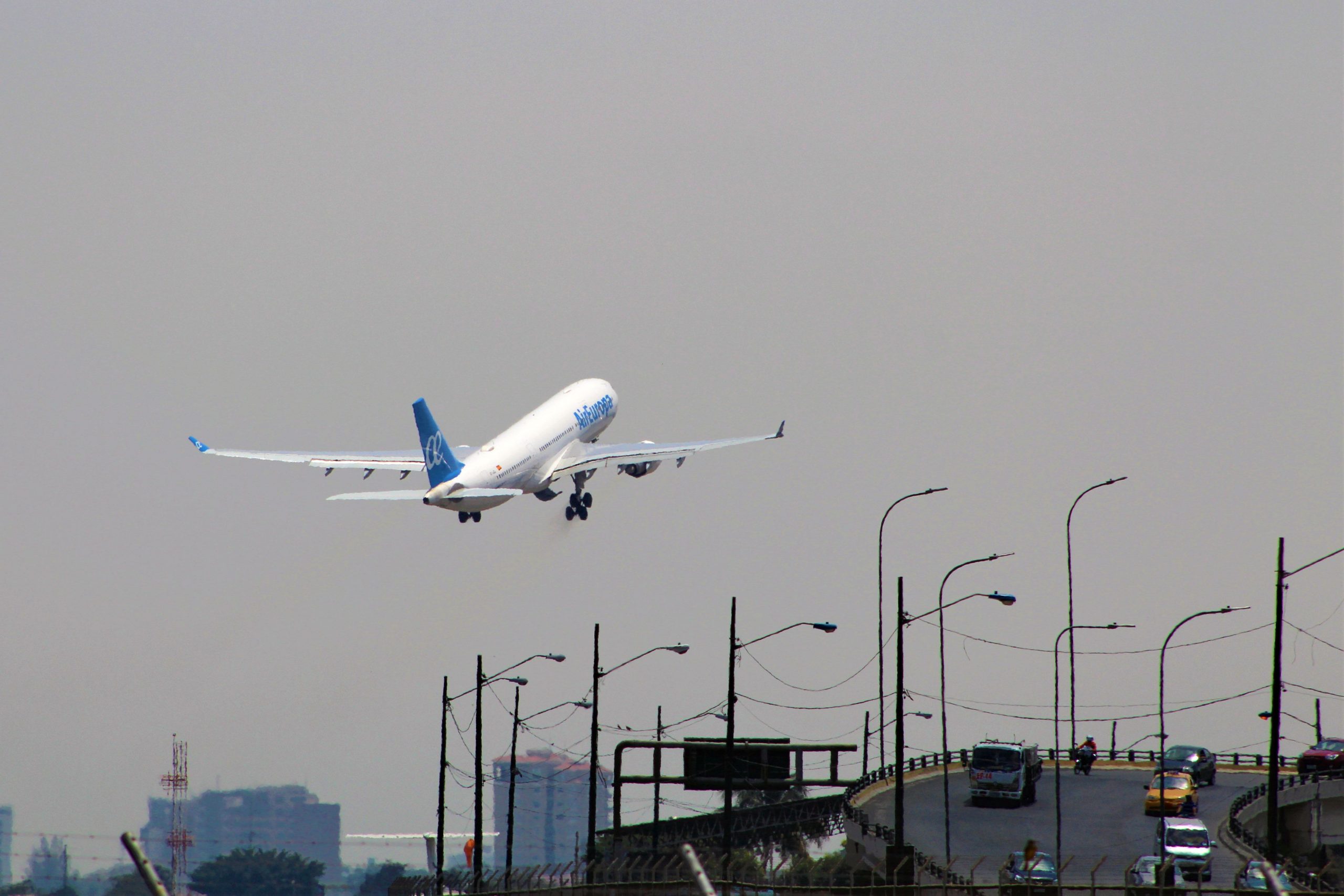 A aviação deve ser acessível a todos aviación debe ser de acceso para todos
