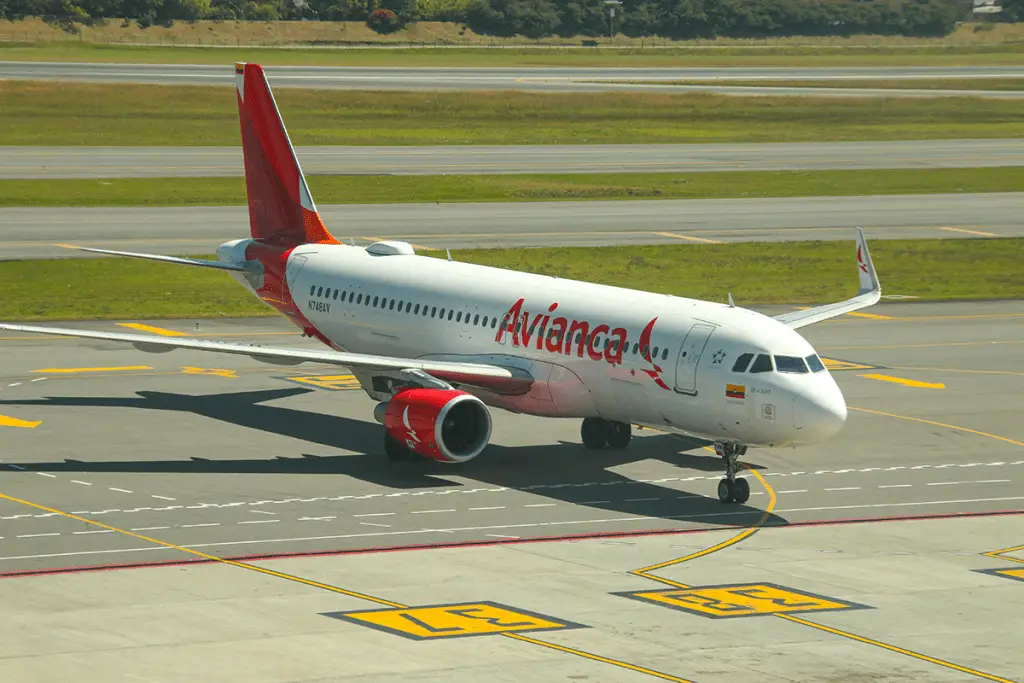 avianca flights toronto canada bogota itineraries schedules prices
