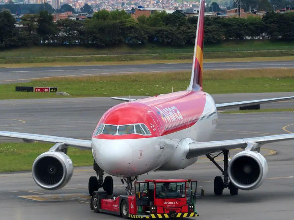 Vols Avianca Colombie domestique Cali Pasto Bogota San Andres Cargo Marque Santa Medellin