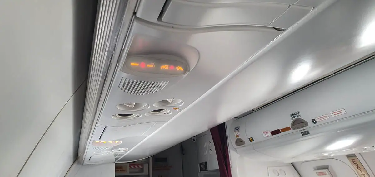 reporte de vuelo charter avioandes quito macas