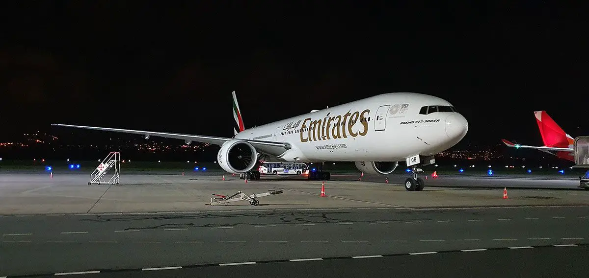 Así los aviones comerciales de pasajeros trasladan carga aviones pasajeros carga cambian cabina especial