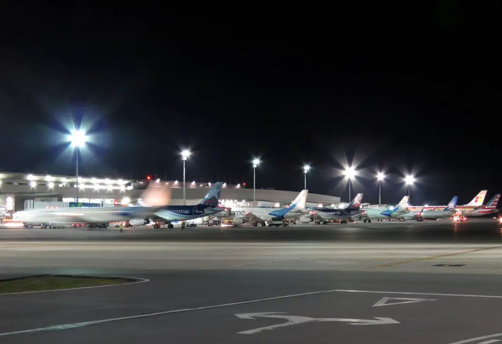 Ofertas por Blackfriday y Cybermonday de aerolíneas en Ecuador