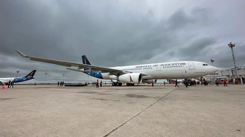 aviation bolivienne boa airbus a330 itinéraires vols destinations avions service