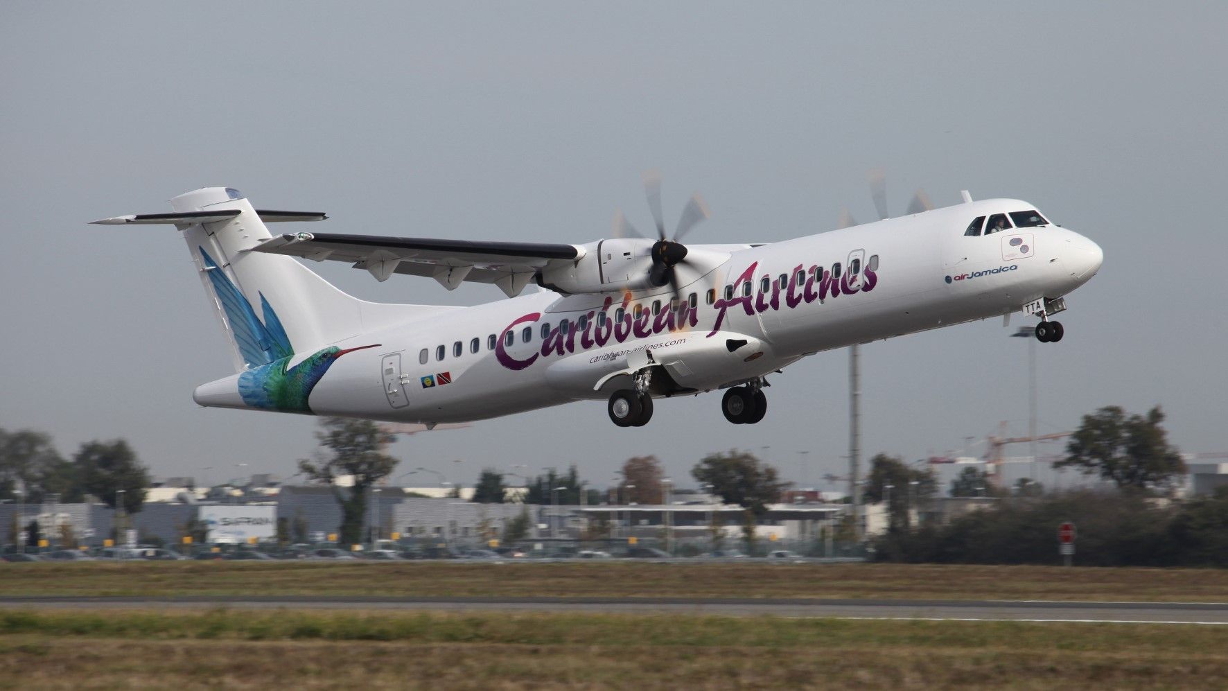 Caribbean Airlines reinicia vuelos Puerto España - Caracas caribbean airilines vuelos puerto españa caracas venezuela ruta vuelo avion atr horarios precio