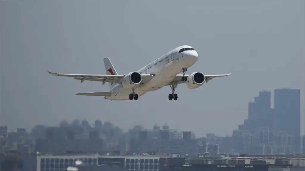 chine est comac c919 premier vol commercial de passagers