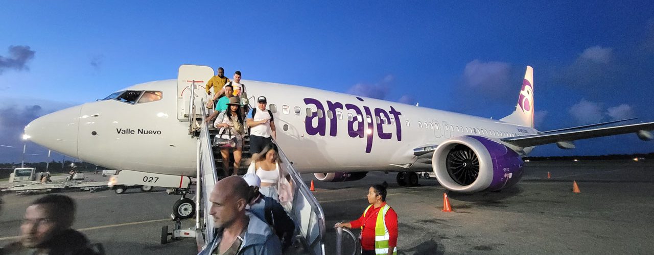 Fliegen Sie Arajet, wie es ist, erleben Sie Food-Service-Boeing-Flugzeuge 737 Maximale Flugflüge, Reiseziele, Routen, Santo Domingo, Dominikanische Republik