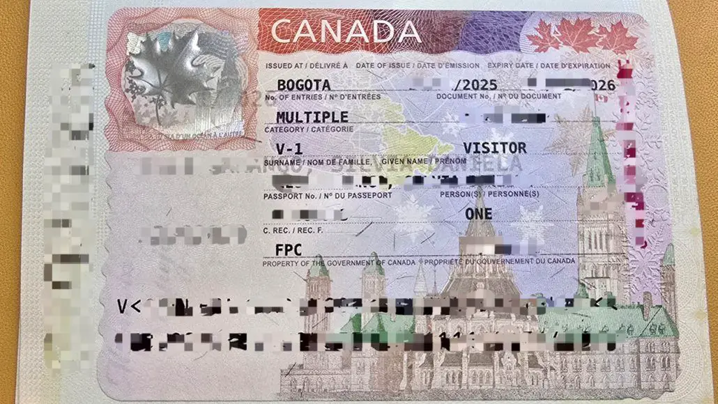Comment demander demander à un visa de voyager le tourisme Canada combien de coût prix d'ambassade Consulater les documents de traitement de processus de demande Bogota Equat Equat