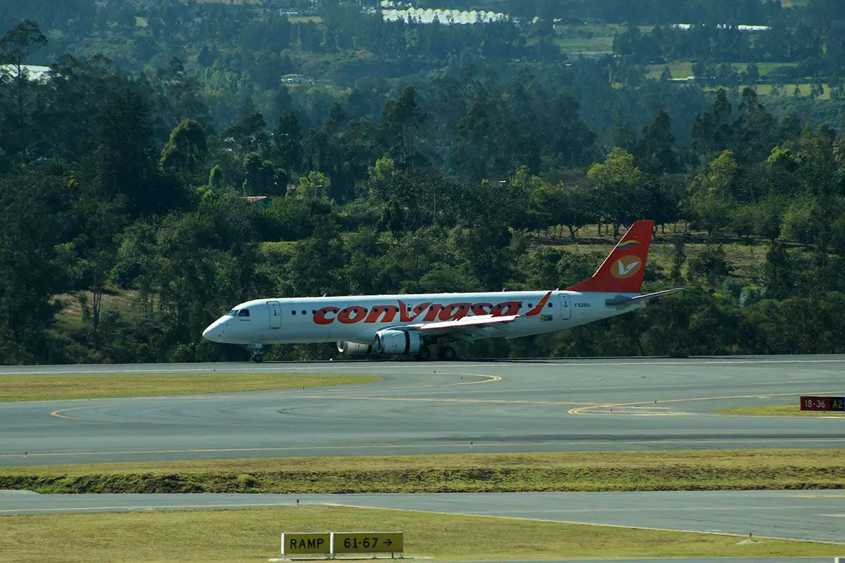 conviasa vuelos quito caracas